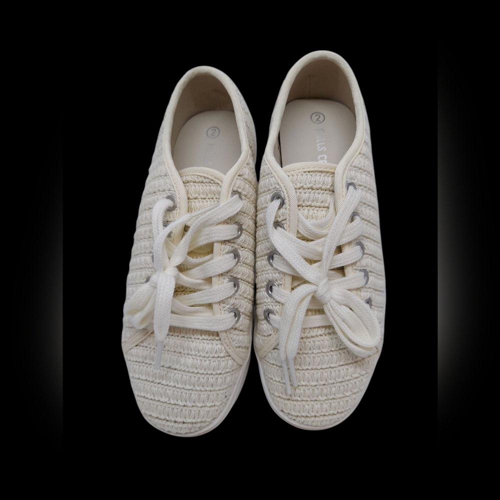 Falls Creek Nellora Cream Sneakers Girl's Size 2 NIB